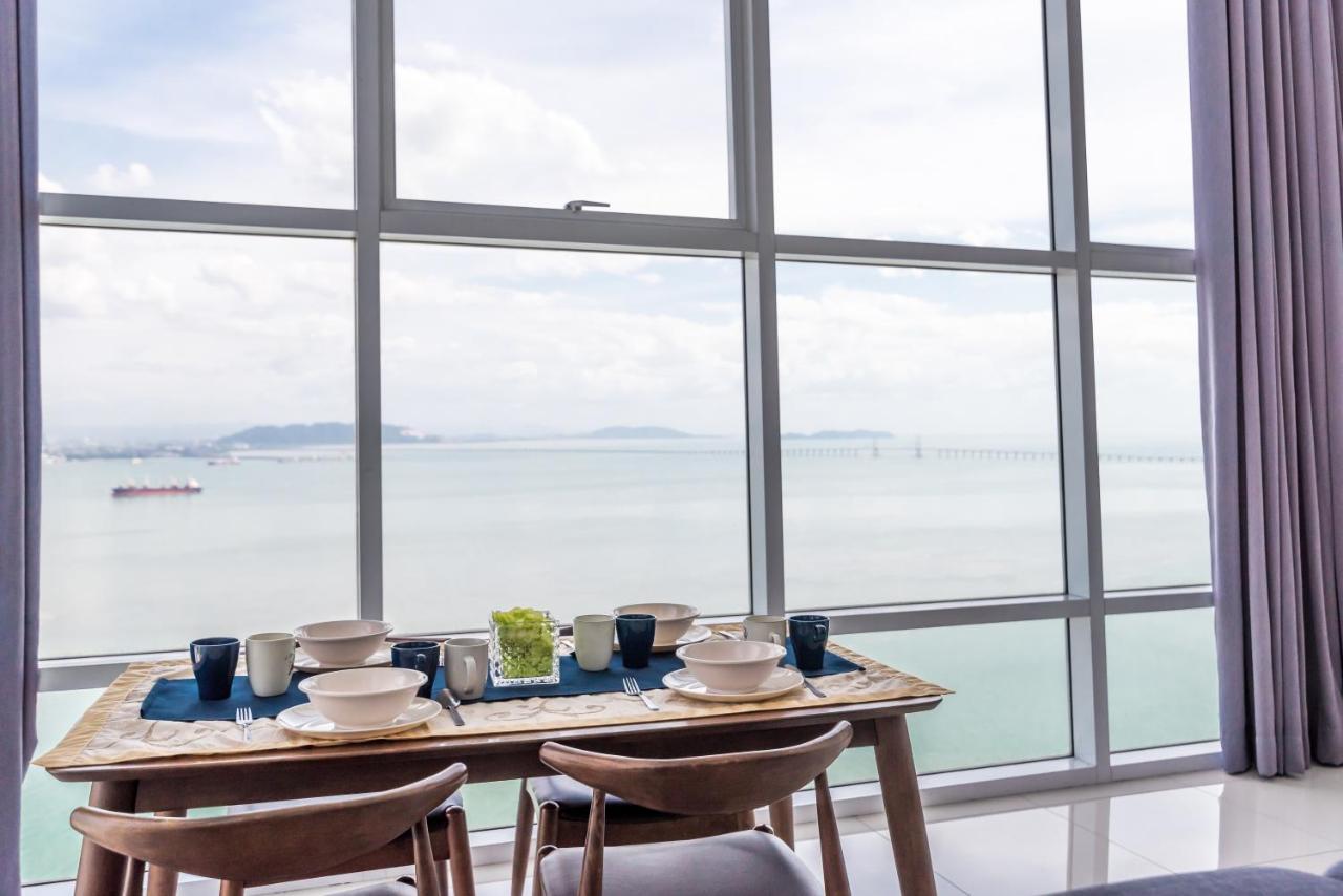 Maritime Penthouse Suite By The Sea George Town Exterior foto